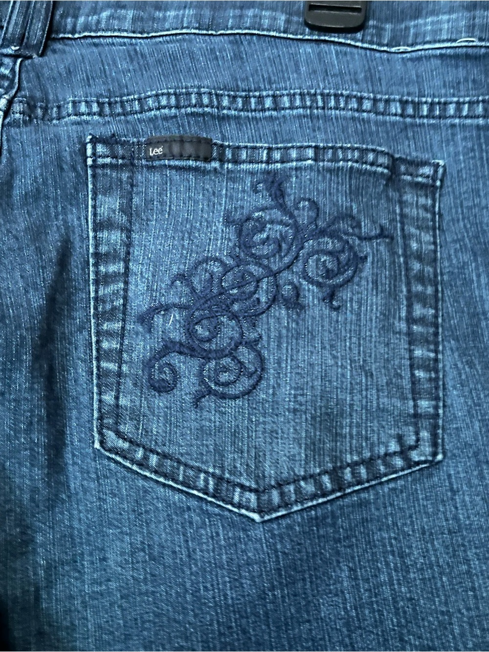 Lee Comfort Waistband Jean Shorts Size 16 - Picture 3 of 13
